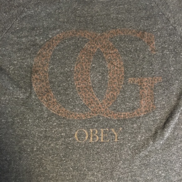 OBEY comfy sweatshirt - Picture 3 of 5
